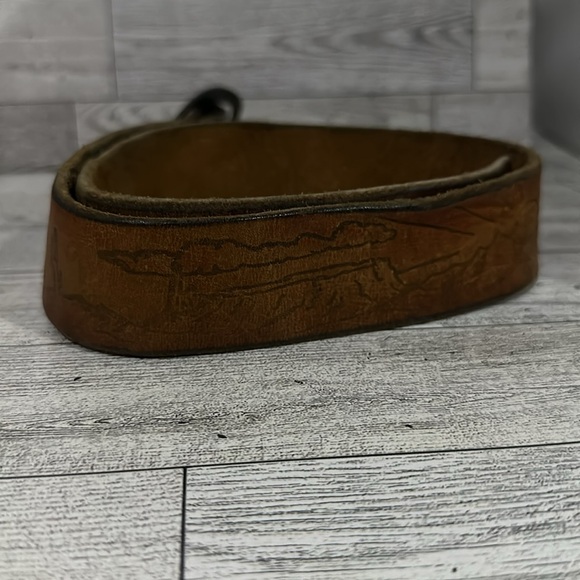 Vintage brown leather boho southwestern distressed belt - Picture 3 of 8